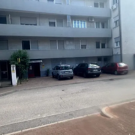 מלון Trento מסטרה