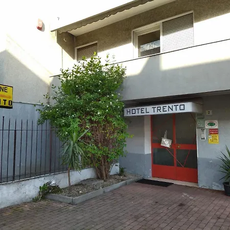 מלון Trento